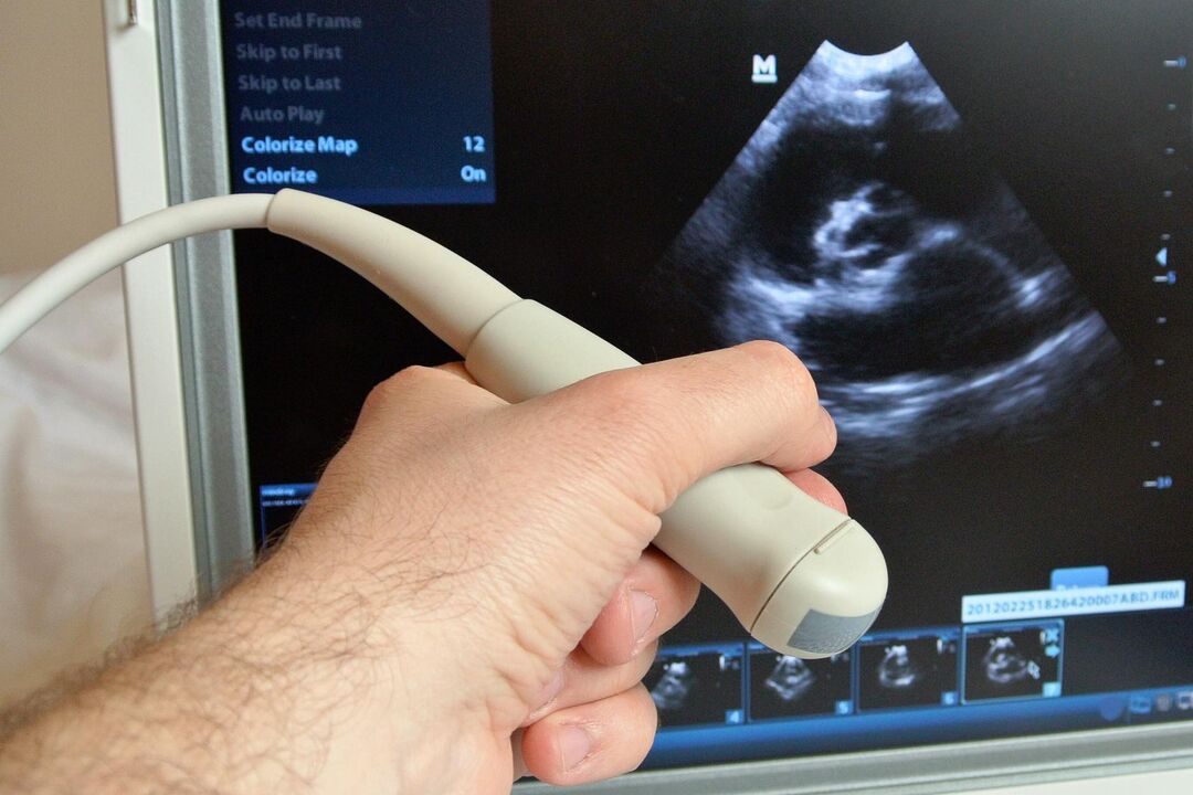 Echografie zal helpen bij het diagnosticeren van congestieve prostatitis bij een man